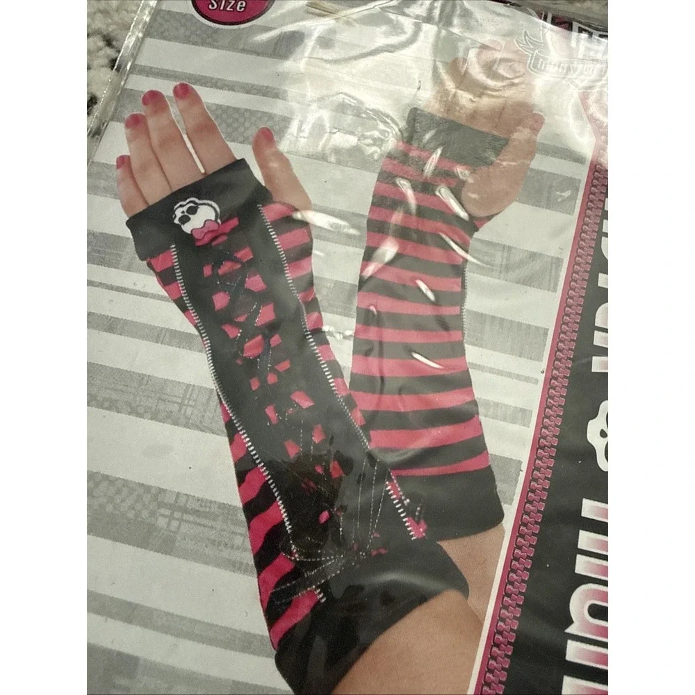 Monster High Creeptastic Corset Childs Gloves Fingerless  Ages 6+ 2014